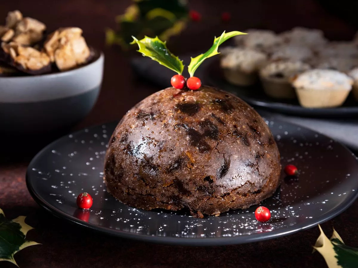 nigella lawsons mouthwatering chocolate pud recipe to convert throughout ingredient in christmas pudding crossword Nigella Lawson'S Mouthwatering Chocolate Pud Recipe To 'Convert throughout Ingredient In Christmas Pudding Crossword